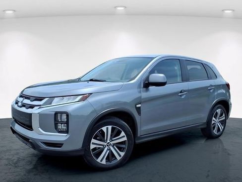 Used 2025 Mitsubishi Outlander Sport ES AWD/4WD image 2