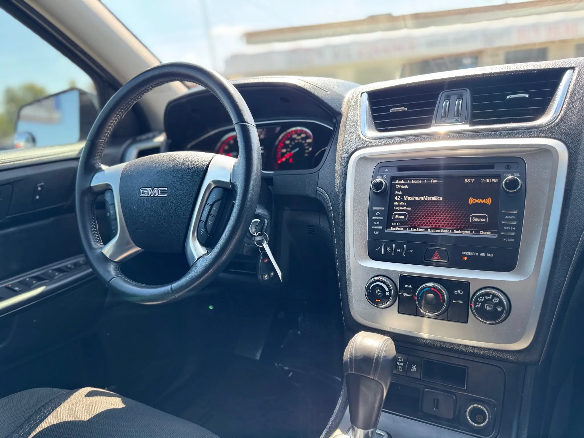 Used 2016 GMC Acadia SLE FWD image 27