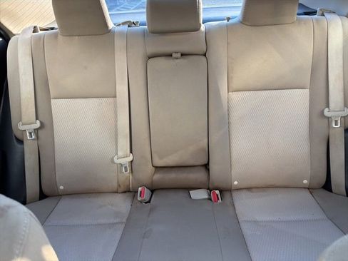 Used 2015 Toyota Corolla LE image 23