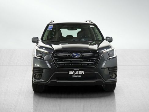 Used 2022 Subaru Forester Premium AWD/4WD image 8