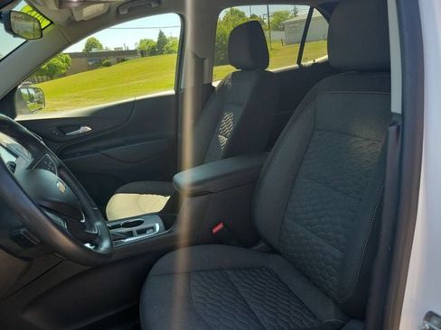 Used 2018 Chevrolet Equinox LT FWD image 5