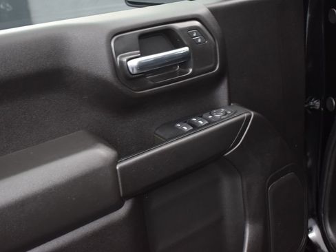 Used 2024 GMC Sierra 1500 Pro w/ Graphite Edition image 9