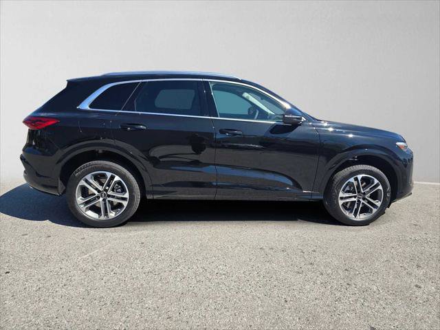 New 2026 Audi Q5 Premium Plus AWD/4WD image 2