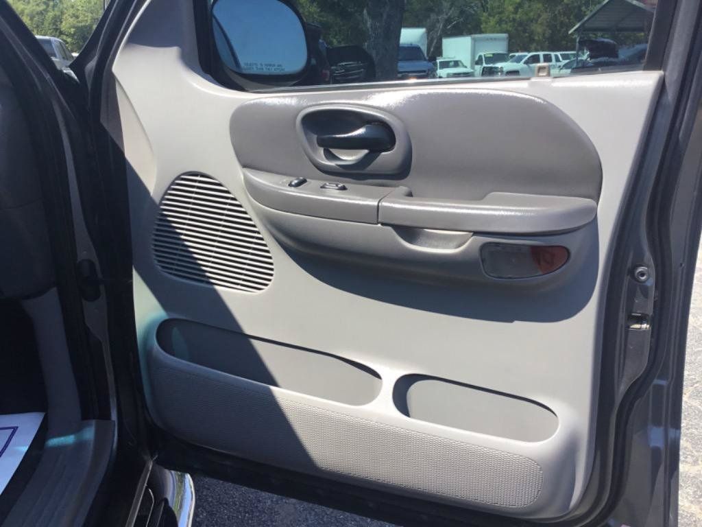 Used 2002 Ford F150 XLT RWD image 38