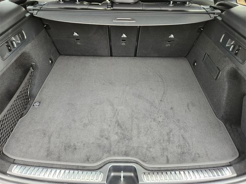 Used 2026 Mercedes-Benz GLC 300 4MATIC image 7