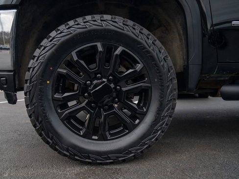 Used 2023 GMC Sierra 2500 SLE w/ SLE Convenience Package image 2