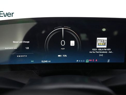 Used 2023 Lucid Air Touring image 7