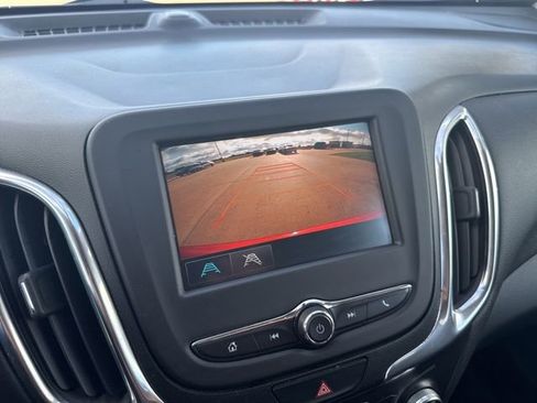 Used 2018 Chevrolet Equinox LT FWD image 29