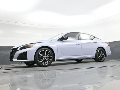New 2026 Nissan Altima 2.5 SR FWD image 43