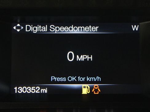 Used 2017 Ford Expedition XLT w/ Equipment Group 201A AWD/4WD image 42