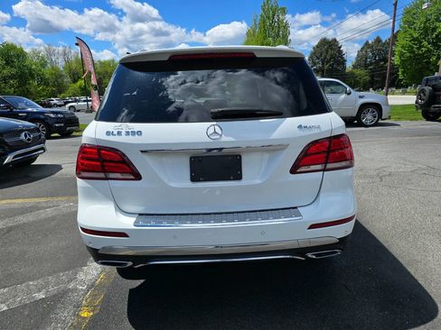 Used 2018 Mercedes-Benz GLE 350 4MATIC image 4