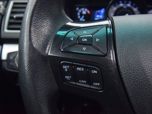 Used 2017 Ford Explorer XLT w/ Equipment Group 202A image 36