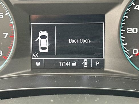 Used 2024 Chevrolet Malibu LT image 32