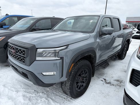 Used 2024 Nissan Frontier PRO-4X w/ Pro Premium Package image 4