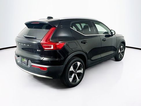 Used 2023 Volvo XC40 B5 Plus w/ Driver Assist Package AWD/4WD image 9