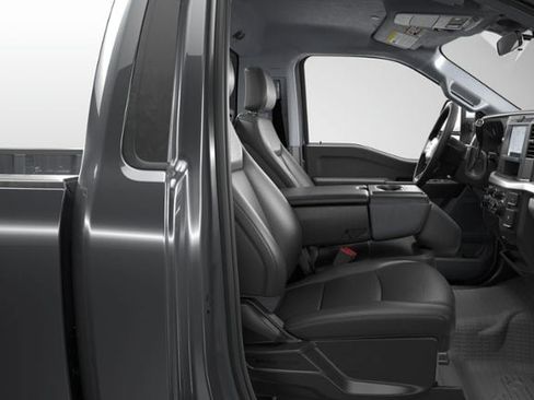 New 2026 Ford F250 XL w/ XL Chrome Package image 20