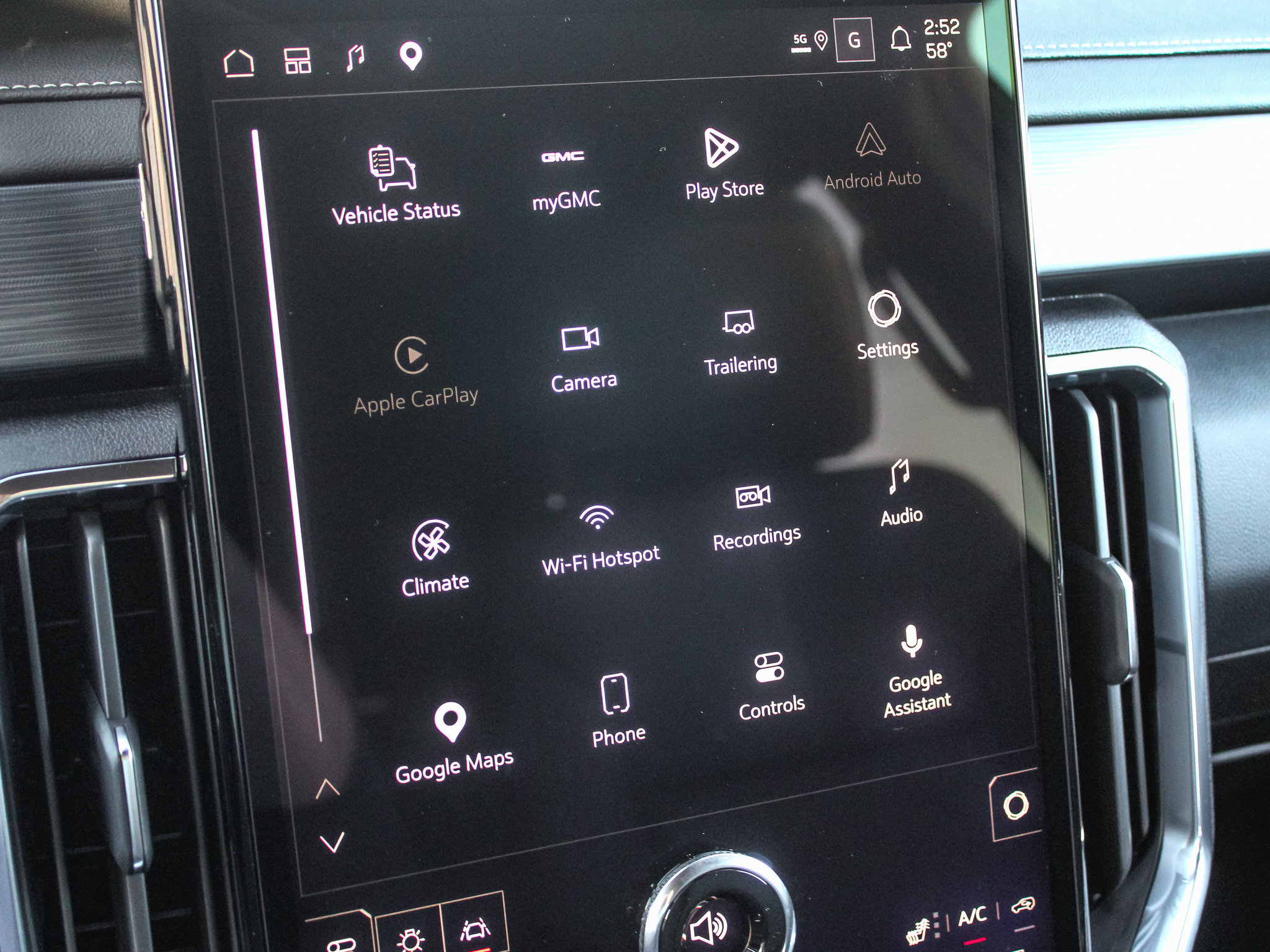 New 2027 GMC Acadia Elevation w/ Black Edition AWD/4WD image 29