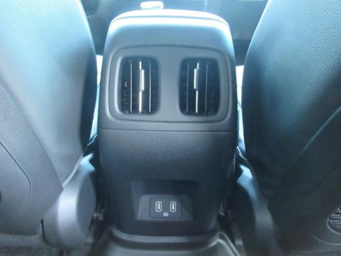 Used 2022 Hyundai Santa Cruz Limited AWD/4WD image 35