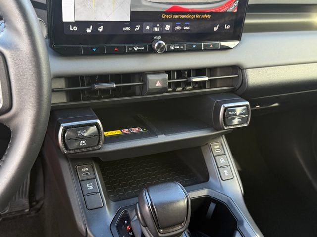 Used 2026 Toyota RAV4 XSE w/ Weather Package AWD/4WD image 19