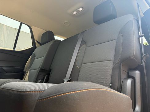 Used 2019 Chevrolet Traverse LT w/ LPO, Floor Liner Package AWD/4WD image 10
