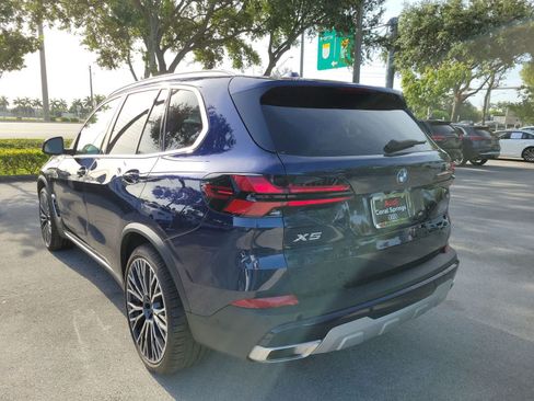 Used 2025 BMW X5 sDrive40i w/ Premium Package RWD image 4