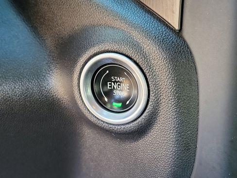 Used 2022 GMC Sierra 1500 AT4 w/ AT4 Preferred Package image 29