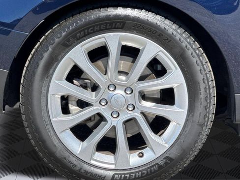 Used 2023 Land Rover Range Rover Sport SE AWD/4WD image 12