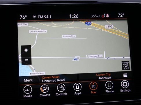 Used 2022 Jeep Grand Cherokee Laredo X image 5