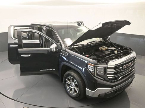 Used 2025 GMC Sierra 1500 SLT RWD image 70