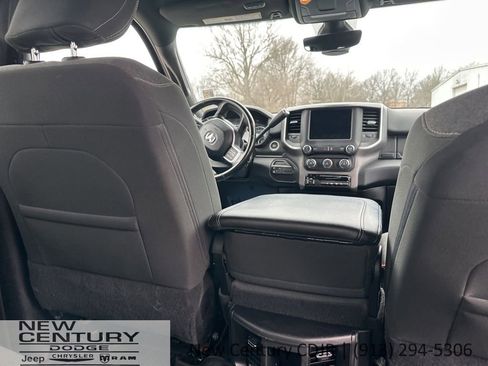 Used 2020 RAM 2500 Big Horn w/ Level 1 Equipment Group image 13