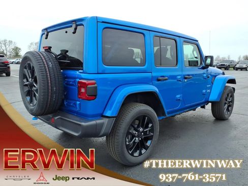 Certified 2023 Jeep Wrangler Unlimited Sahara w/ Cold Weather Group image 7