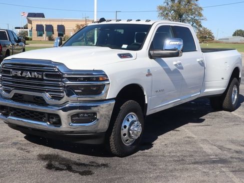 New 2026 RAM 3500 Laramie image 21