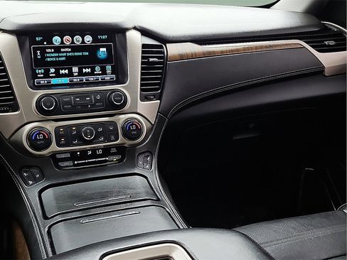 Used 2018 GMC Yukon Denali image 16