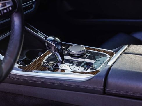 Used 2021 BMW X5 xDrive40i w/ Premium Package image 21