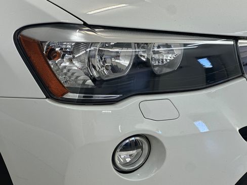 Used 2017 BMW X3 sDrive28i RWD image 12