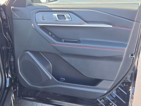 New 2026 Ford Explorer ST-Line image 4