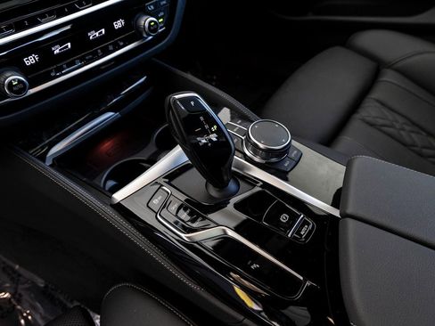 Certified 2023 BMW 540i w/ M Sport Package image 20