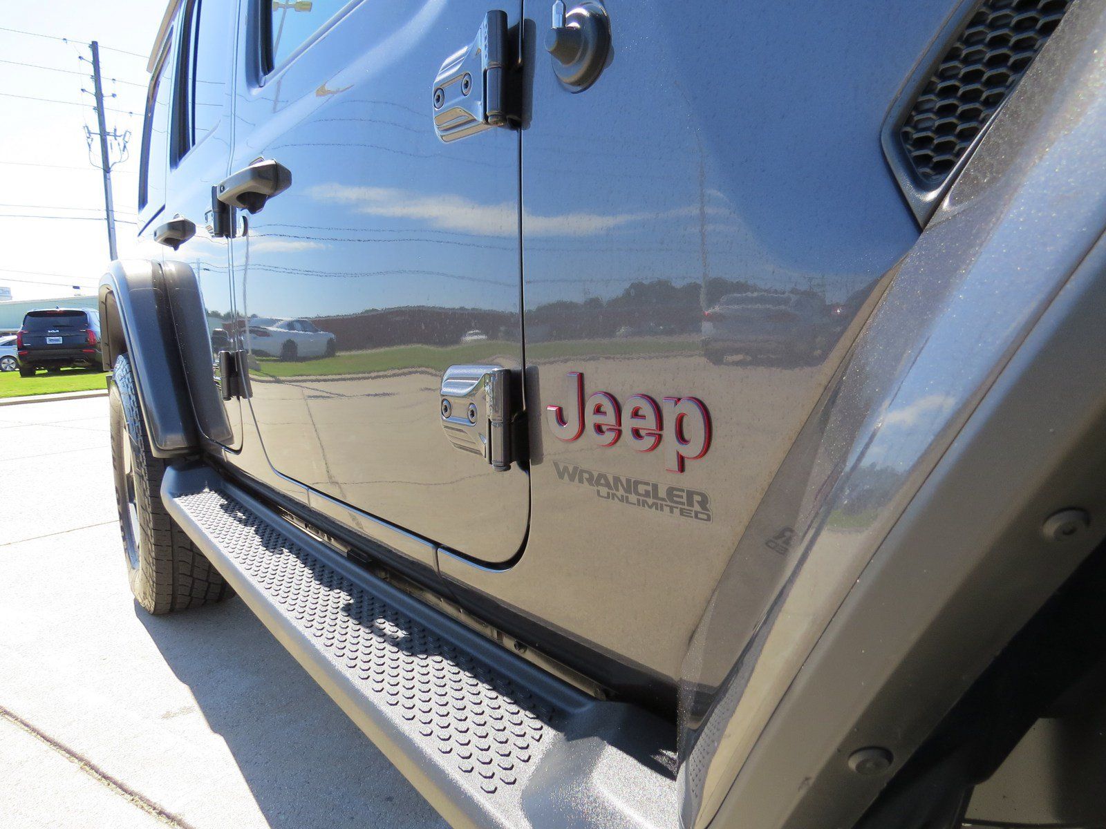 Used 2021 Jeep Wrangler Unlimited Rubicon AWD/4WD image 10