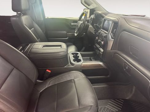 Used 2021 Chevrolet Silverado 1500 LT Trail Boss w/ Convenience Package II AWD/4WD image 4