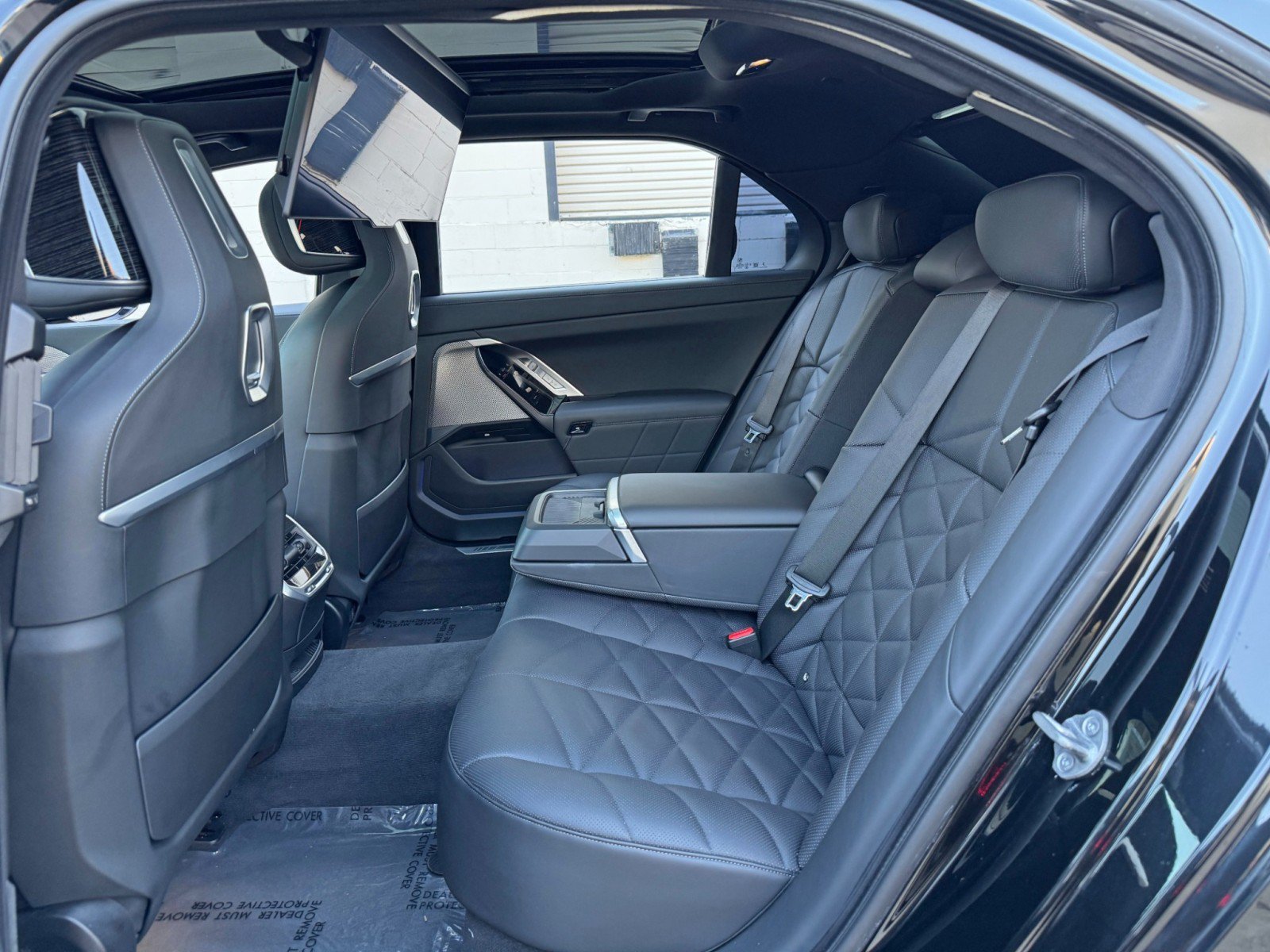 Used 2023 BMW 740i RWD image 56
