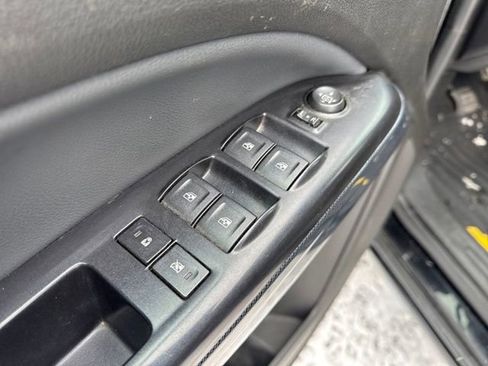 Used 2015 Chevrolet Colorado Z71 image 13