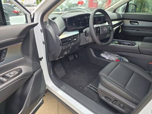 New 2026 Nissan Murano Platinum w/ Cargo Package AWD/4WD image 8