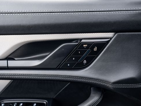 Certified 2024 Porsche Taycan GTS image 17