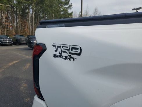 Used 2024 Toyota Tacoma TRD Sport image 9