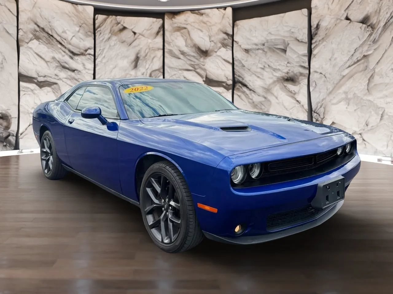 Used 2022 Dodge Challenger SXT w/ Blacktop Package RWD image 5