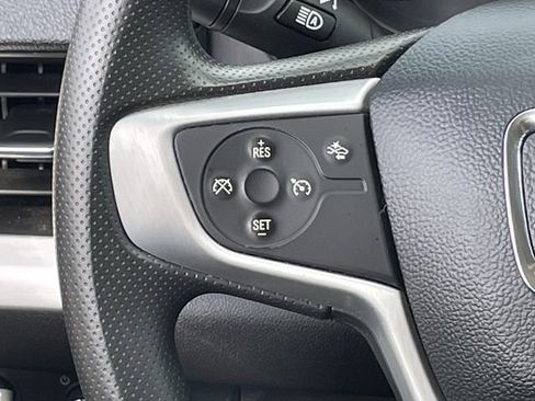 Used 2023 GMC Terrain SLE w/ Driver Convenience Package FWD image 12