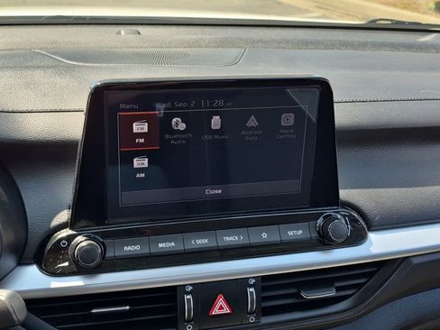 Used 2023 Kia Forte LXS w/ LXS Technology Package FWD image 13