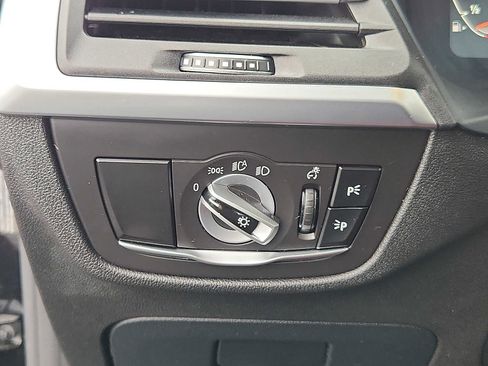 Certified 2024 BMW X3 xDrive30i w/ Convenience Package image 23