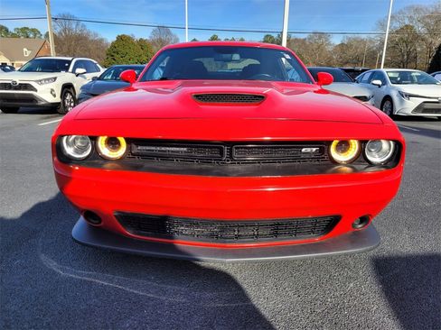 Used 2023 Dodge Challenger GT image 2