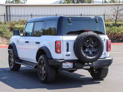 Used 2025 Ford Bronco Outer Banks AWD/4WD image 5